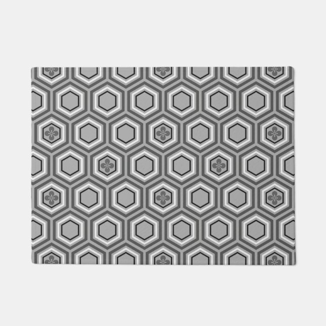 Hexagonal Kimono Print, Grey / Grey and White Doormat (Front)