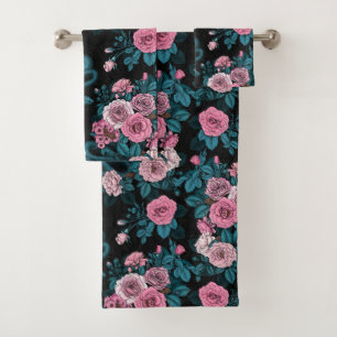 Hidden in the roses 2 bath towel set
