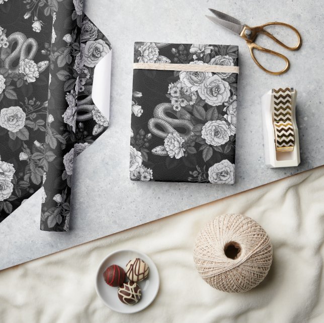 Hidden in the roses 3 wrapping paper (Crafts)
