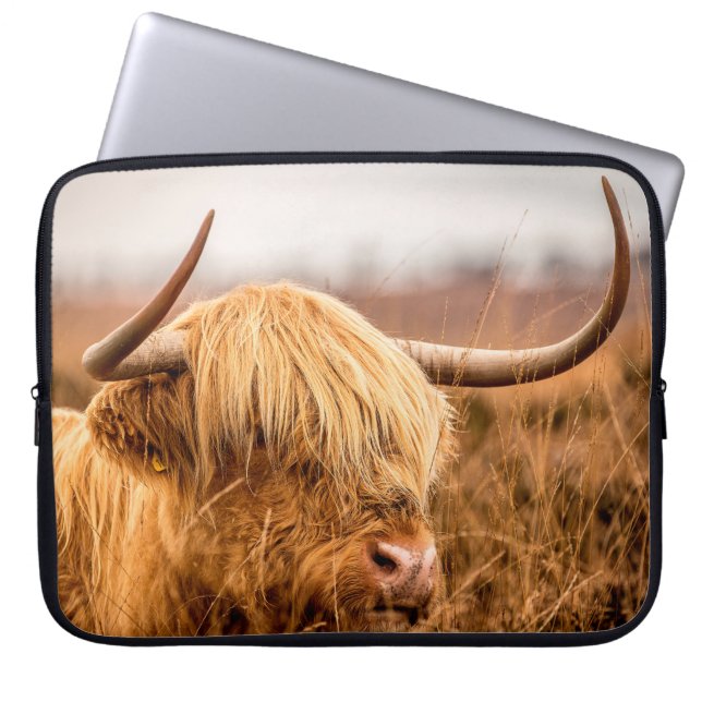 HIGHLAND CATTLE LAPTOP SLEEVE (Front)