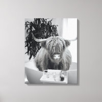 Highland cow Bathtub Black White Bathroom