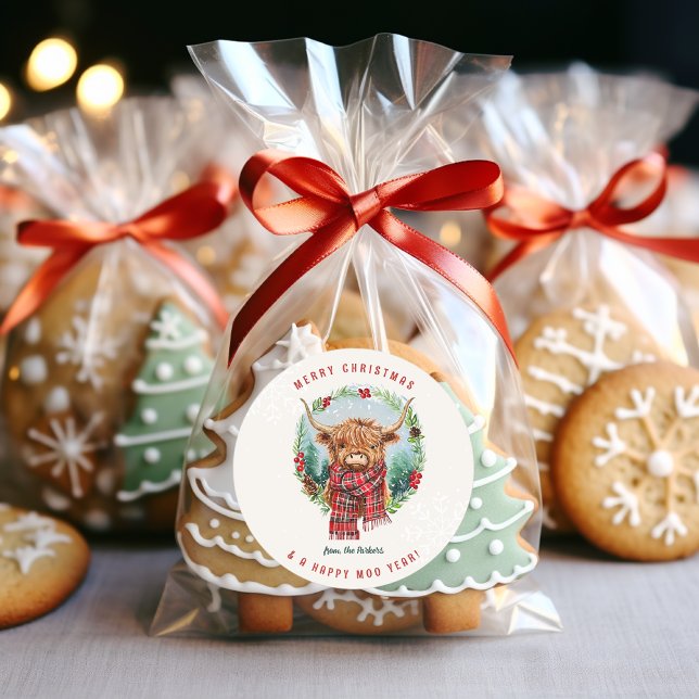 Highland Cow Festive Farm Animal Merry Christmas Classic Round Sticker (Creator Uploaded)