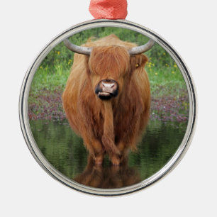 Highland cow metal tree decoration