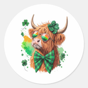 Highland Cow St Patrick’s , Lucky Cow Classic Round Sticker