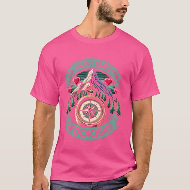 Hiking Geocache Enthusiasts T-Shirt (Front)