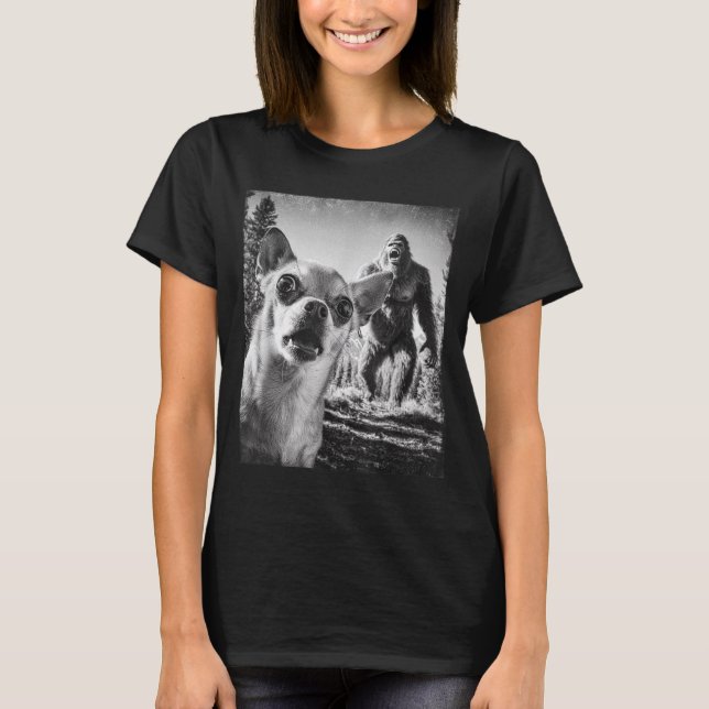 Hilarious Selfie Cryptid Chihuahua Humor Sasquatch T-Shirt (Front)