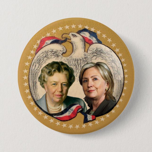 Hillary & her heroine 7.5 cm round badge (Front)