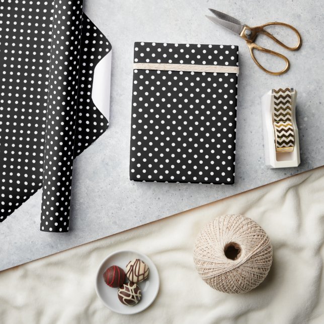 Hip Black And White Polkadots Pattern Wrapping Paper (Crafts)