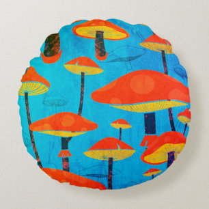 Hippie Dreamy Retro Vibe Enchanting Mushrooms Round Cushion