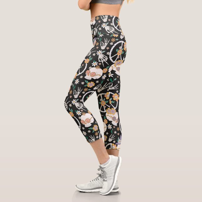 Hippie Halloween Skulls and Flowers Pattern Capri Leggings (Left)