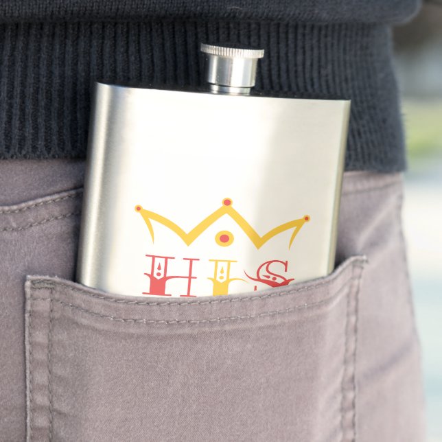 His Queen Hip Flask (In Situ)