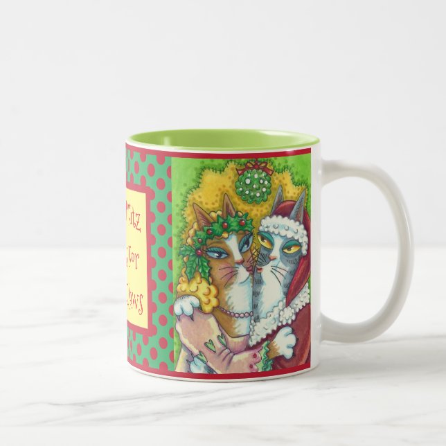HISS N' FITZ KISSING CATS, SANTA CLAWS XMAS MUG (Right)