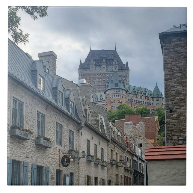 Historic district in Quebec City               Tile (Front)