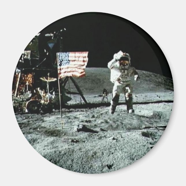 Historical man on the moon magnet (Front)