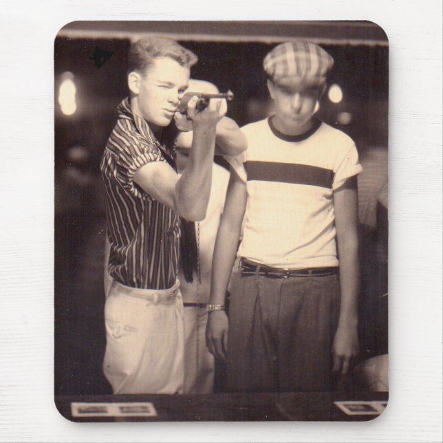 hit the target and win a kewpie doll mouse pad (Front)