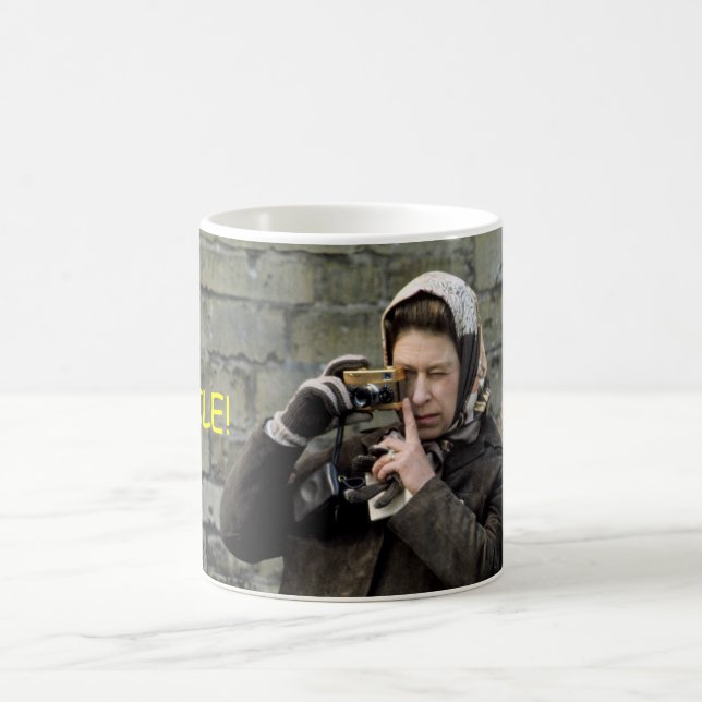 HM Queen Elizabeth Camera Smile! Coffee Mug (Center)