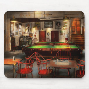 Hobby - Pool - The billiards club 1915 Mouse Pad