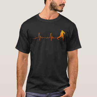 Hockey Player Heartbeat Ice Hockey Vintage T-Shirt