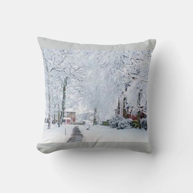 HOLIDAY CHRISTMAS WINTER WONDERLAND THROW PILLOW (Front)