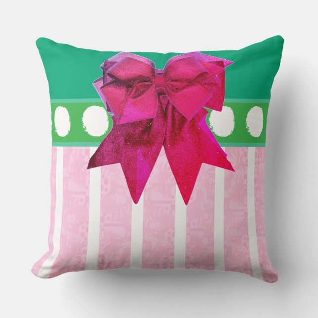 HOLIDAY SNOWBALL CUSHION (Front)