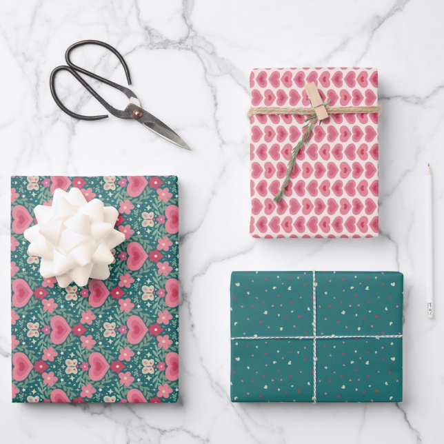 Holiday Wrapping Paper Set – Hearts & Flowers  (Front)