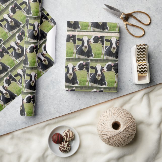 Holstein Cow Kiss Wrapping Paper (Crafts)