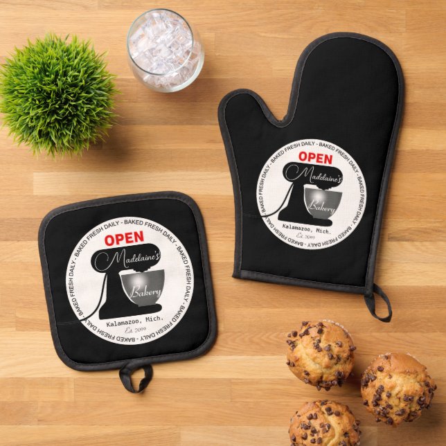Home Baker Chef Cook w Mixer Oven Mitt & Pot Holder Set (Top Down)