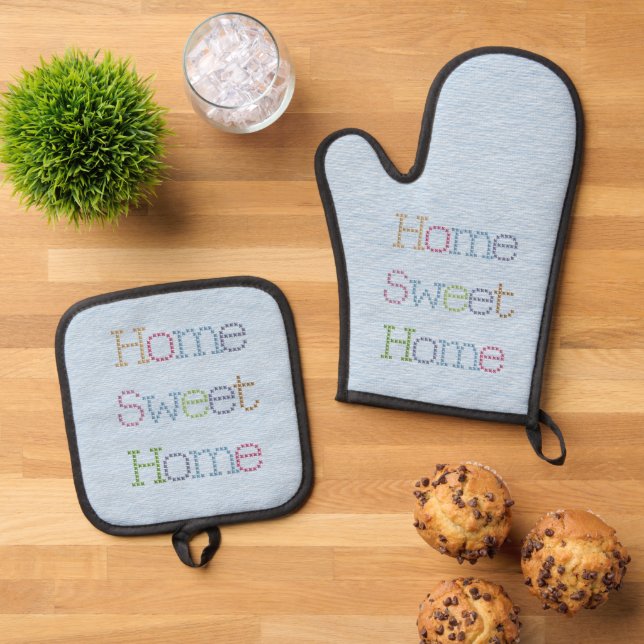 Home Sweet Home Faux Stitching on Blue Oven Mitt & Pot Holder Set (Top Down)