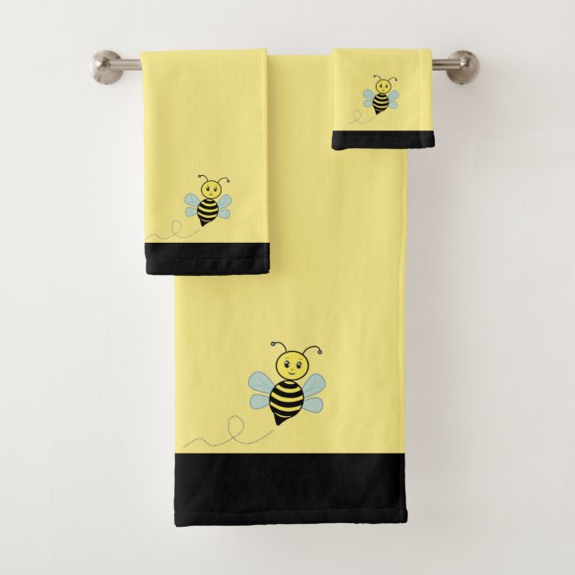 Honey Bee on Black and Yellow Bath Towel Set (Insitu)