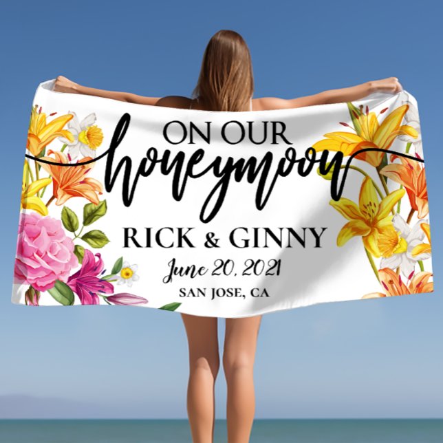 Honeymoon Gifts Personalised Asiatic Lilies Custom Beach Towel (Honeymoon Gifts Personalized Asiatic Lilies Custom Beach Towel)