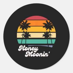 Honeymoonin Bride Groom Honeymoon Vacation Wedding Classic Round Sticker