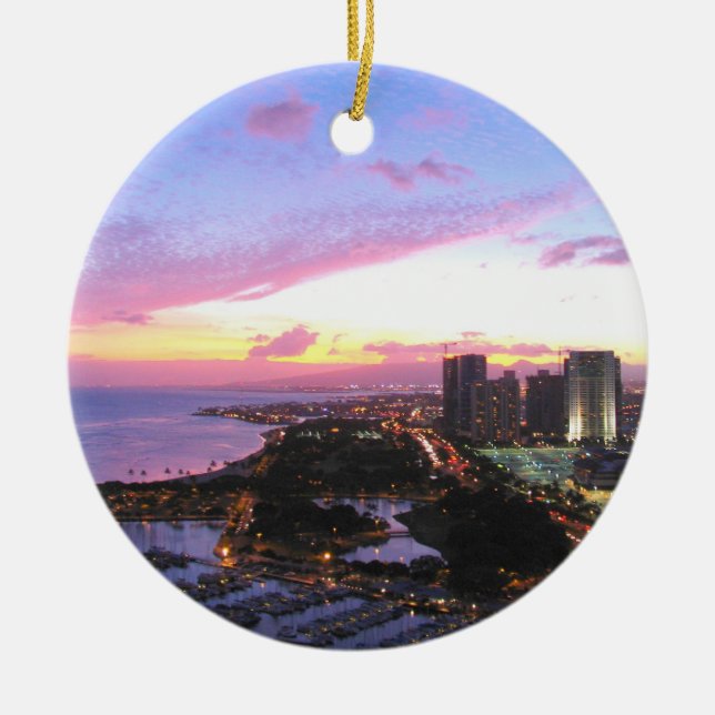 Honolulu cityscape Hawaii sunset Ceramic Tree Decoration (Front)