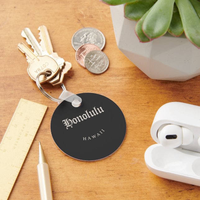 Honolulu Hawaii White Font Key Ring (Desk)