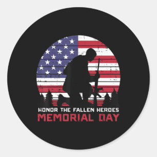 Honour The Fallen Heroes Memorial Day US Flag Men Classic Round Sticker