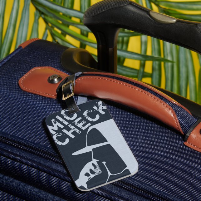 HOODIE LUGGAGE TAG (Front Insitu 1)