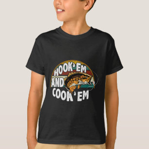 Hook Em Cook Em Fishing Lover Vintage Fisherman T-Shirt