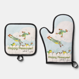 Hoppy Passover Oven Mitt & Pot Holder Set