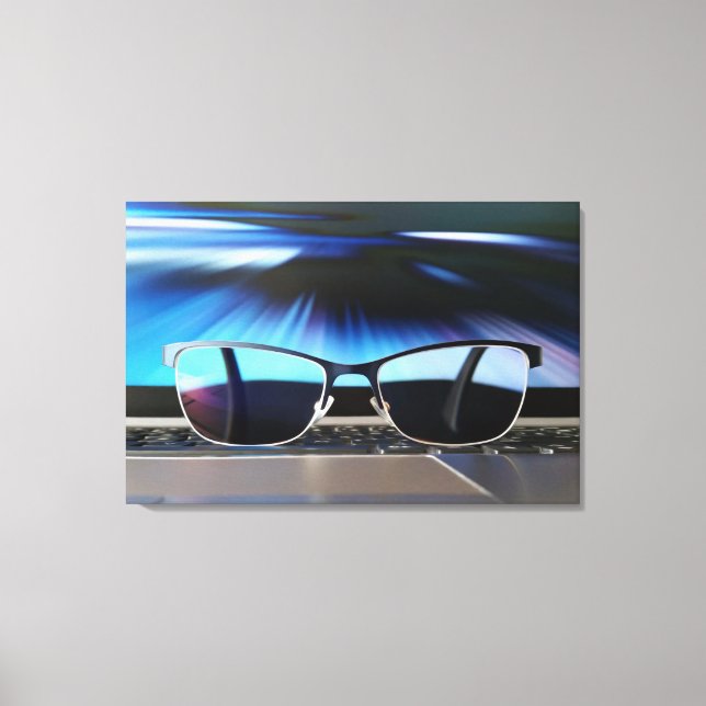 Horizon through glasses canvas print (Front)