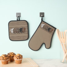 Horses by figdewdrop Oven Mitt & Pot