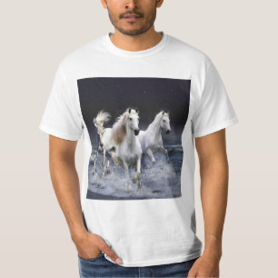 Horses running throw pillow T-Shirt