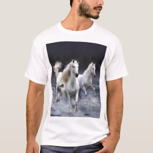 Horses running throw pillow T-Shirt