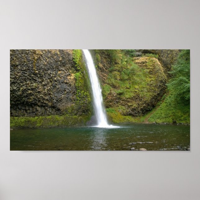Horsetail Falls, Oregon Poster (Front)