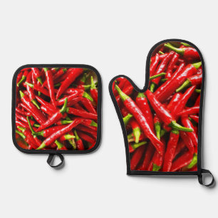 Hot Peppers Oven Mitt and Pot Holders Oven Mitt & Pot Holder Set