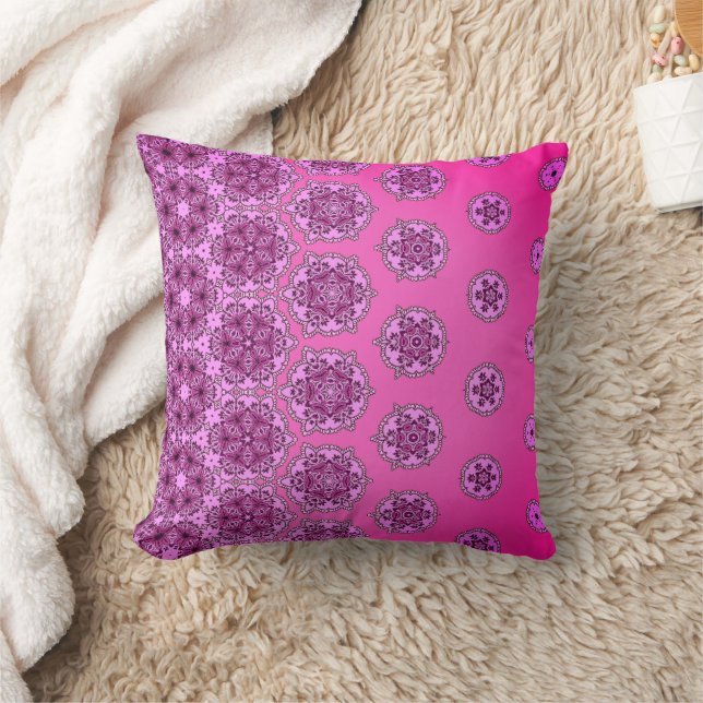 Hot pink and purple pattern cushion (Blanket)