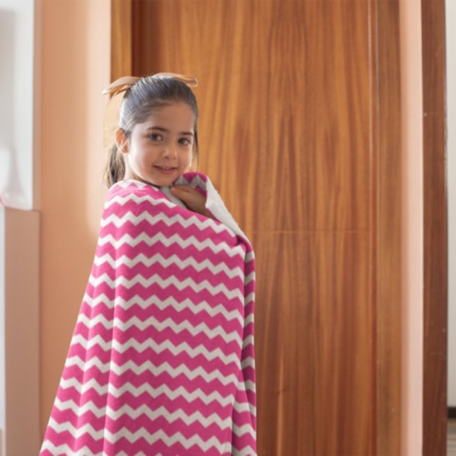 Hot Pink Chevron Fleece Blanket (Creator Uploaded)