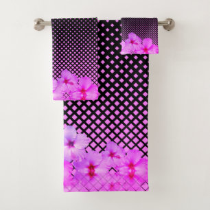 Hot Pink Hibiscus on Black and Pink Checkered Bath Towel Set