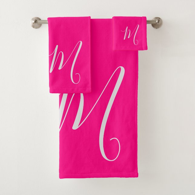  Hot Pink - you chic monogram Bath Towel Set (Insitu)