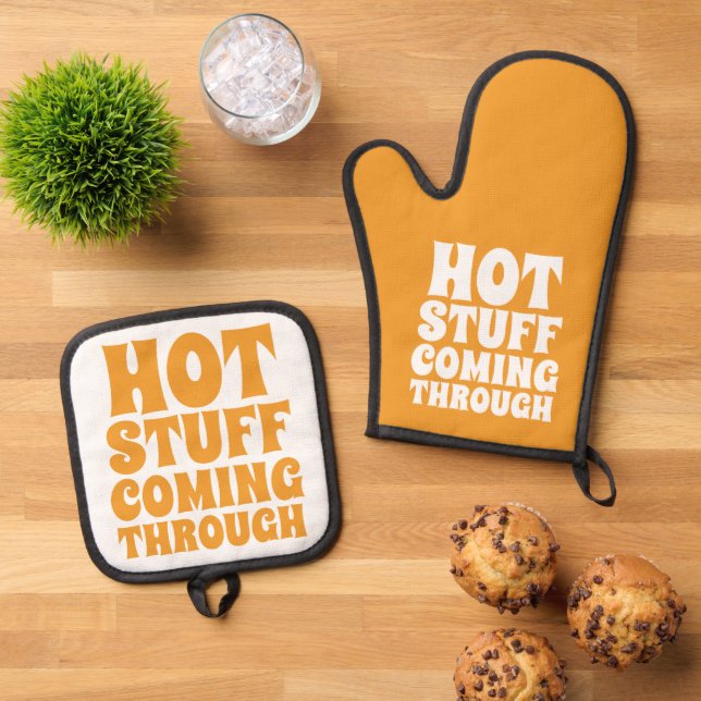 Hot Stuff Coming Through Humour Oven Mitt & Pot Holder Set (Top Down)