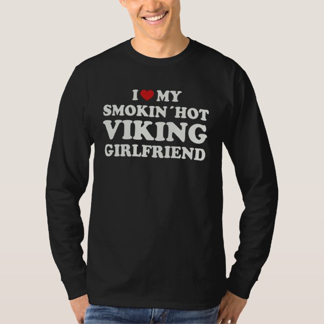 Hot Viking Girlfriend Scandinavian GF Men´s T-Shirt (Front)