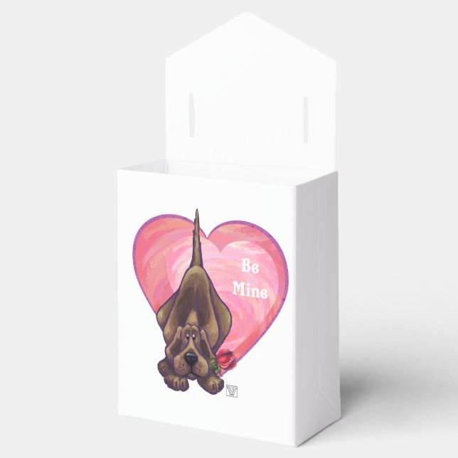 Hound Dog Valentine's Day Favour Box (Opened)